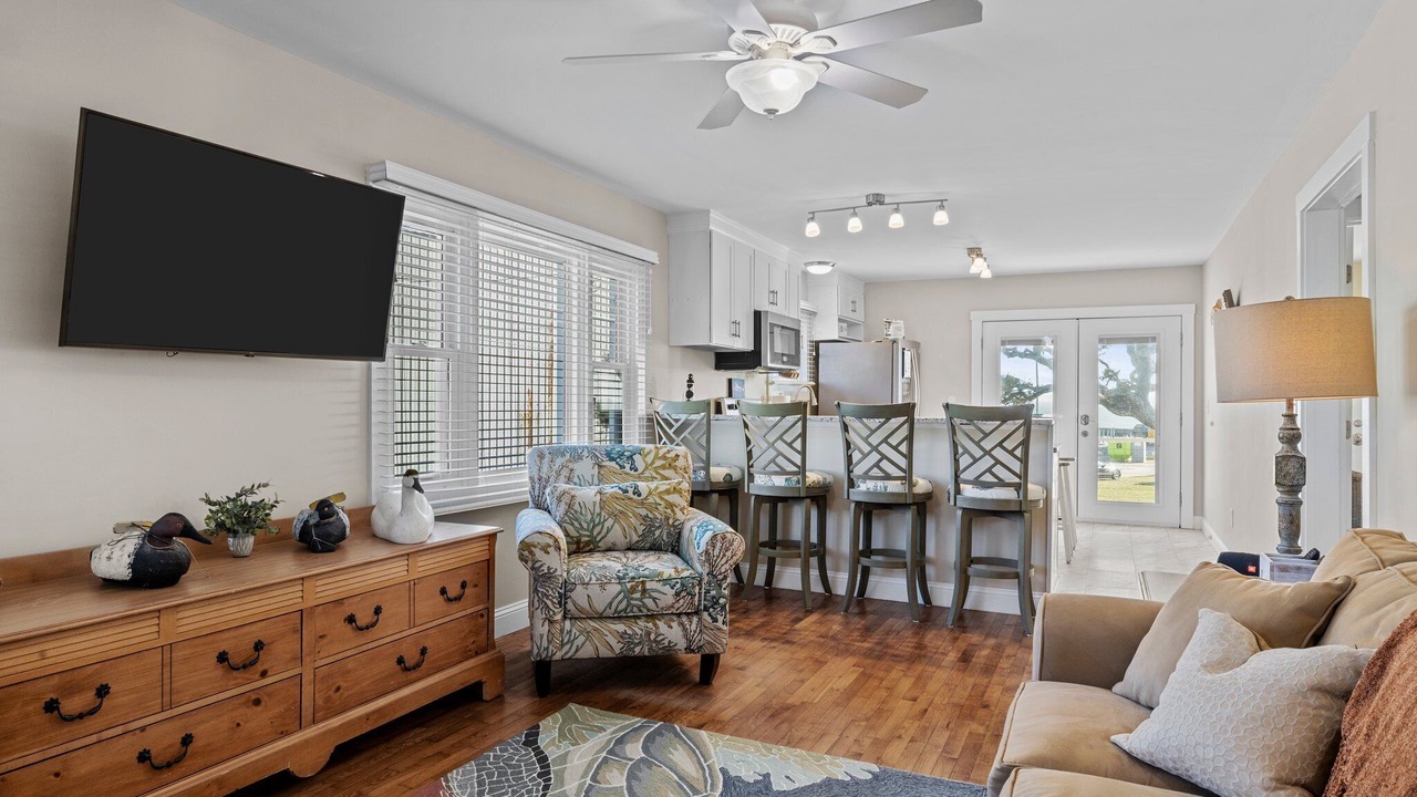 Photo of Livingroom in Harkers Island
