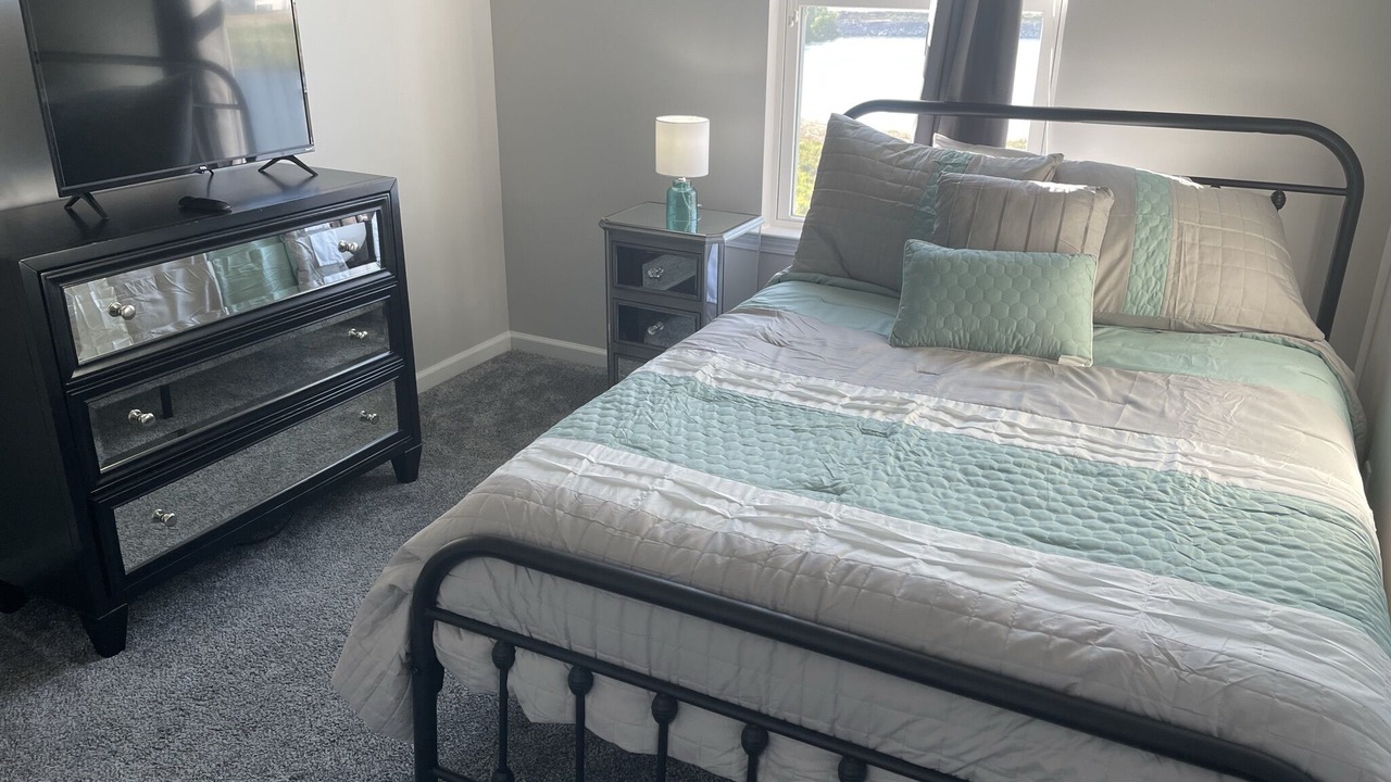 Photo of Bedroom in Murraysville