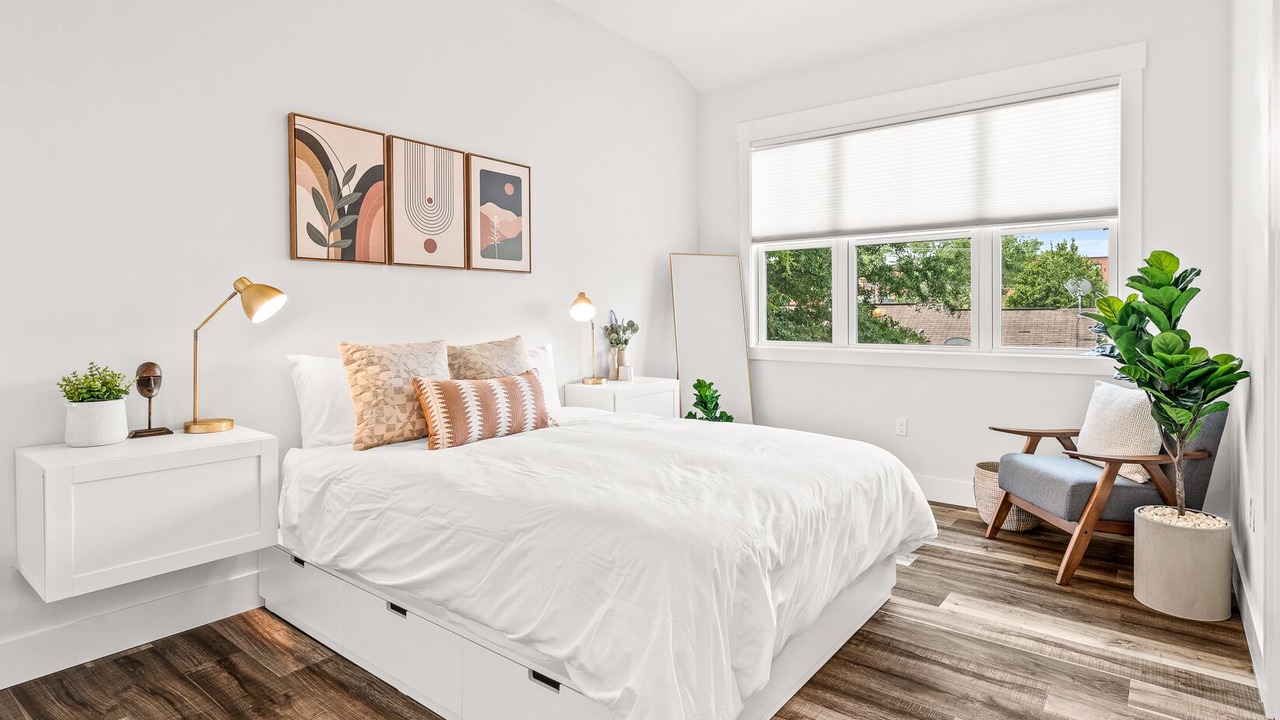Photo of Bedroom in Downtown Charleston