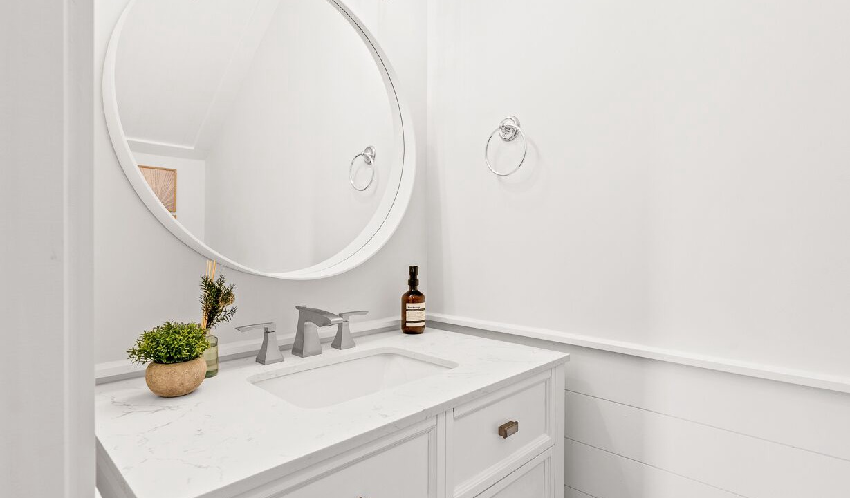 Photo of Bathroom in Downtown Charleston