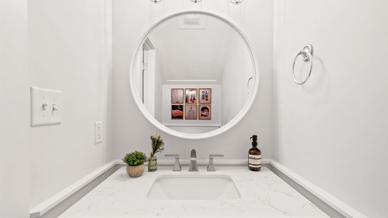 Photo of Bathroom in Downtown Charleston