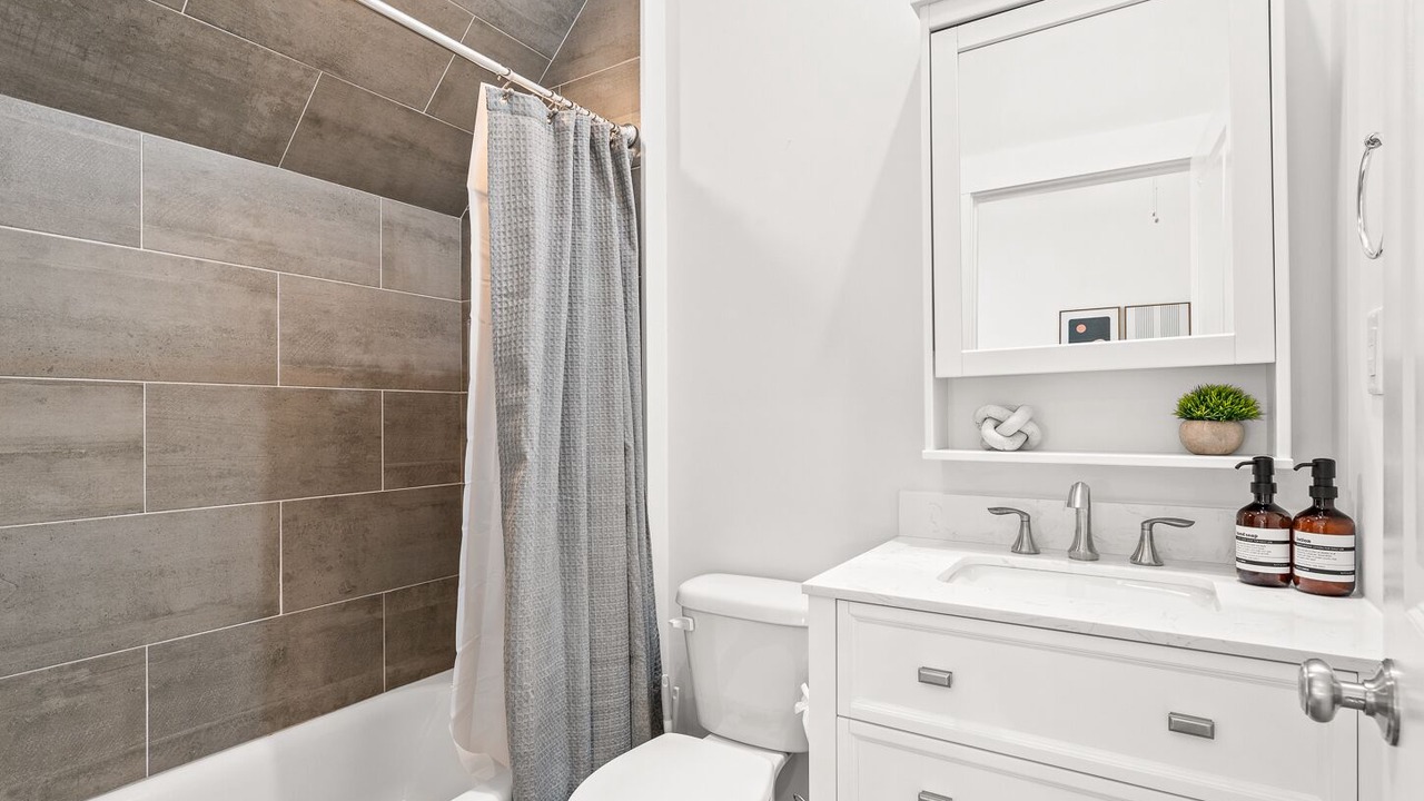 Photo of Bathroom in Downtown Charleston