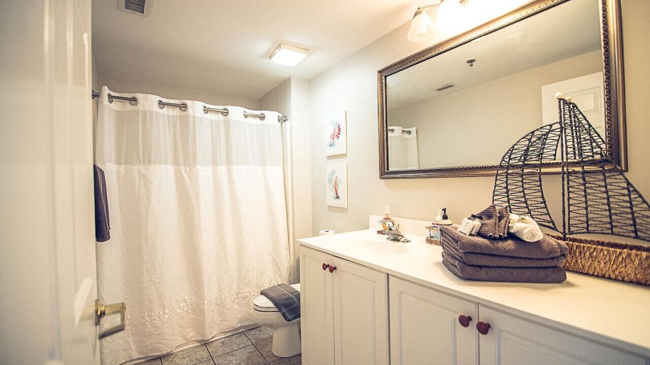 Photo of Bathroom in Downtown Wilmington