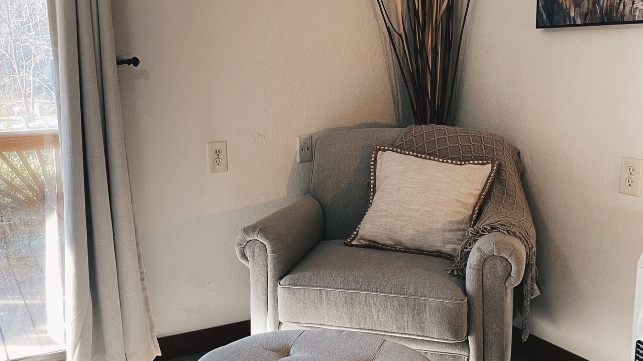 Photo of Livingroom in Canton