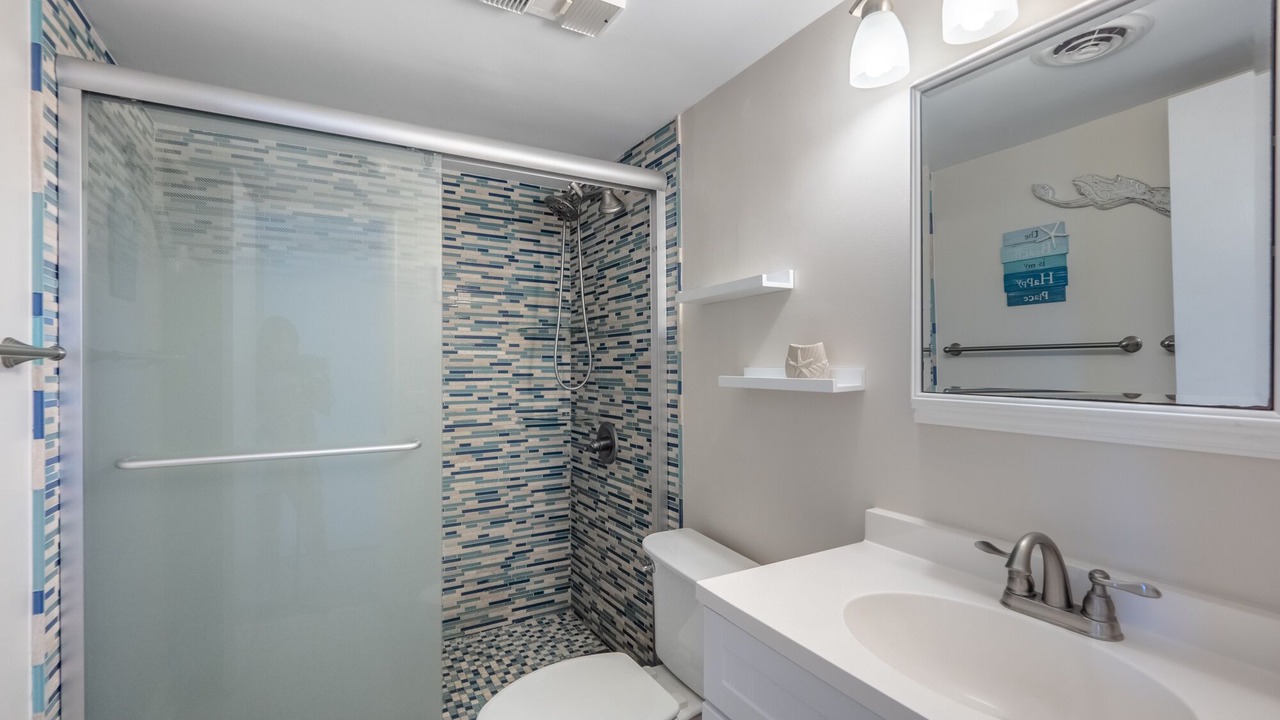 Photo of Bathroom in Wilmington Beach