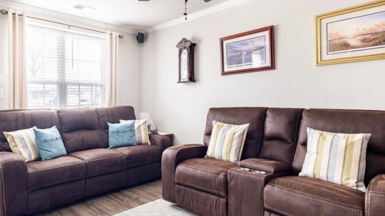 Photo of Livingroom in Concord
