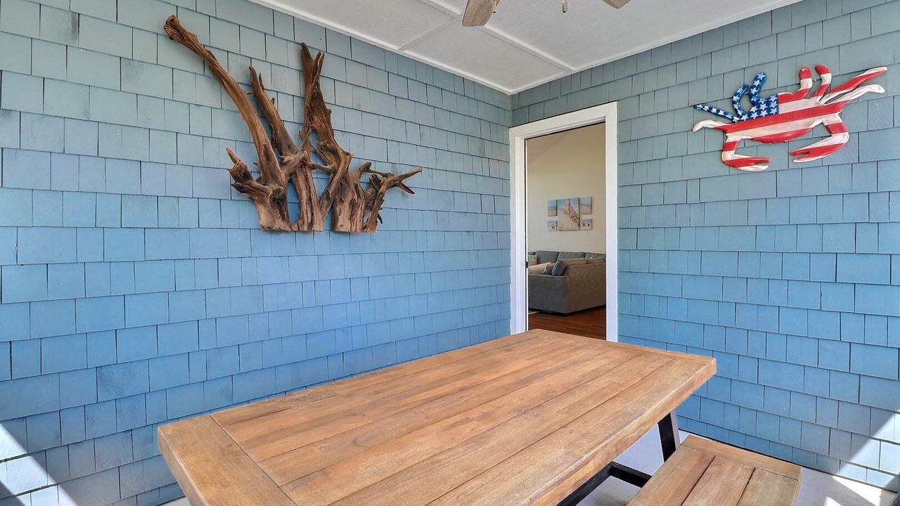 Photo of Outdoor in Monteray Shores