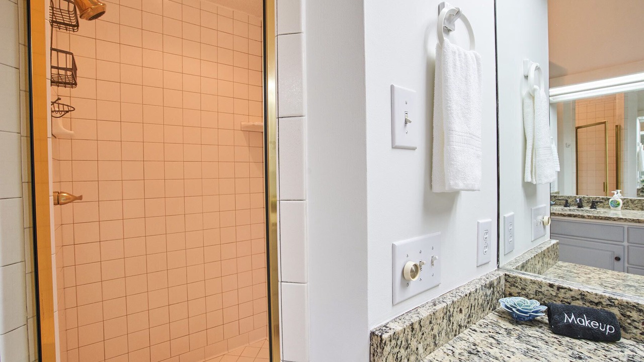 Photo of Bathroom in Foscoe
