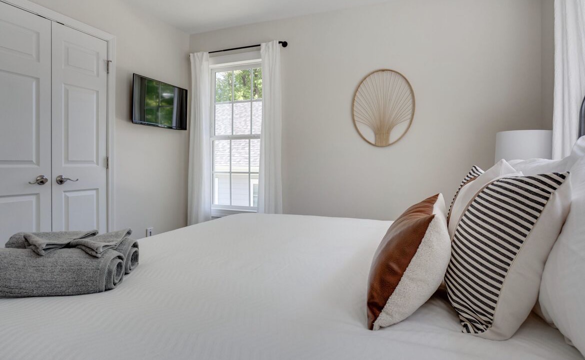 Photo of Bedroom in Apex