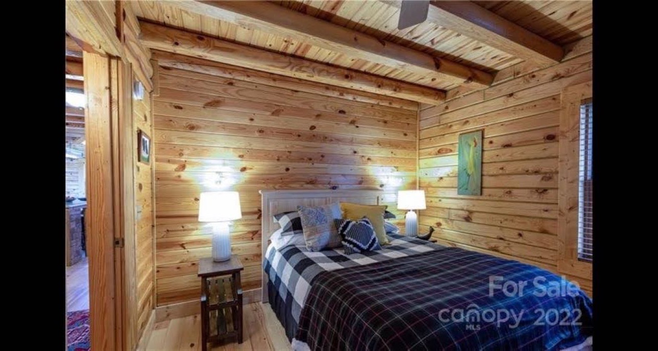 Photo of Bedroom in Spruce Pine