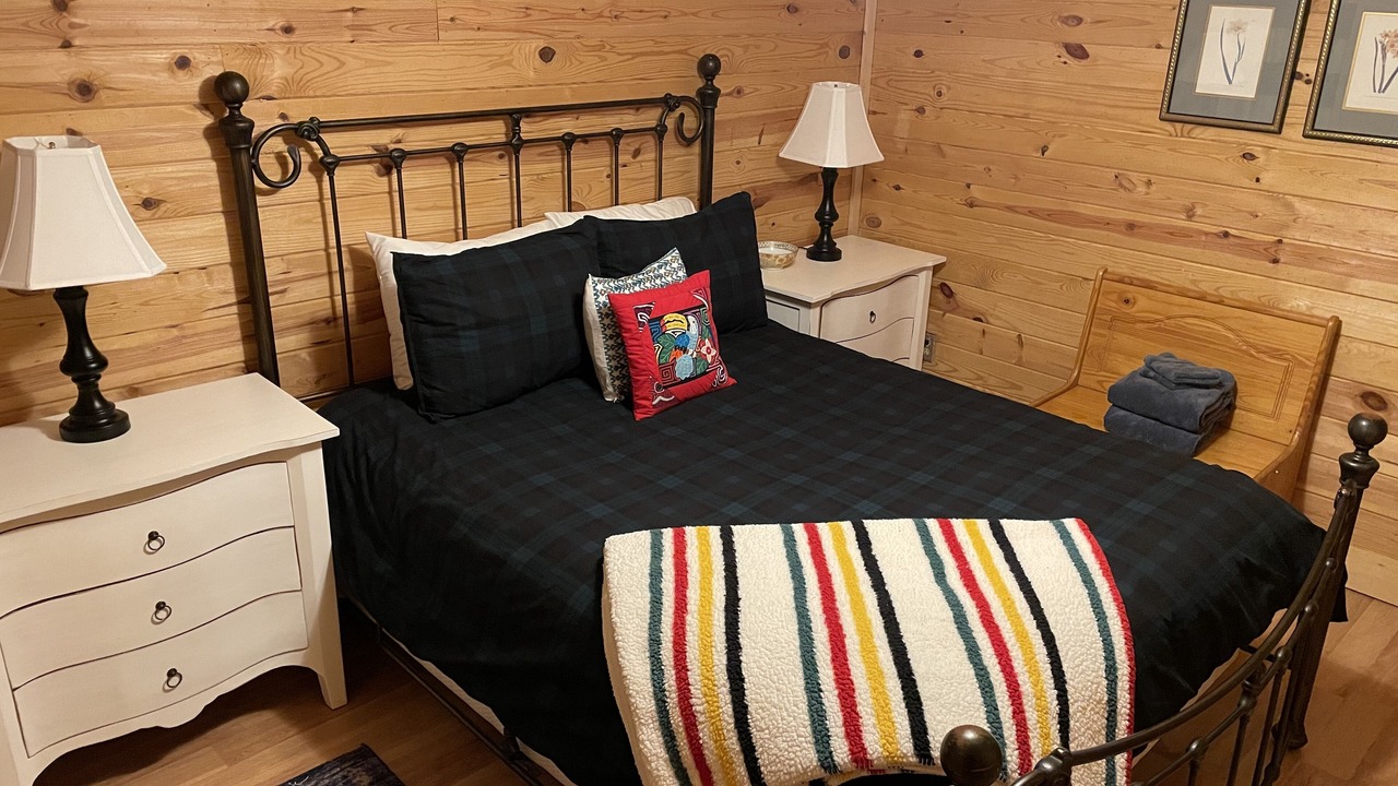 Photo of Bedroom in Spruce Pine