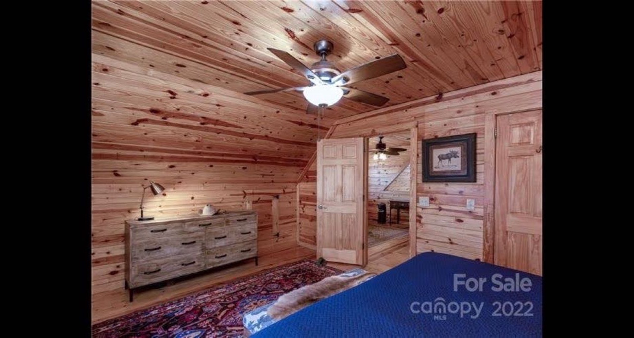 Photo of Bedroom in Spruce Pine