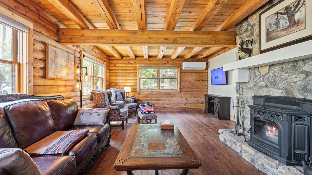 Photo of Livingroom in Wolf Laurel