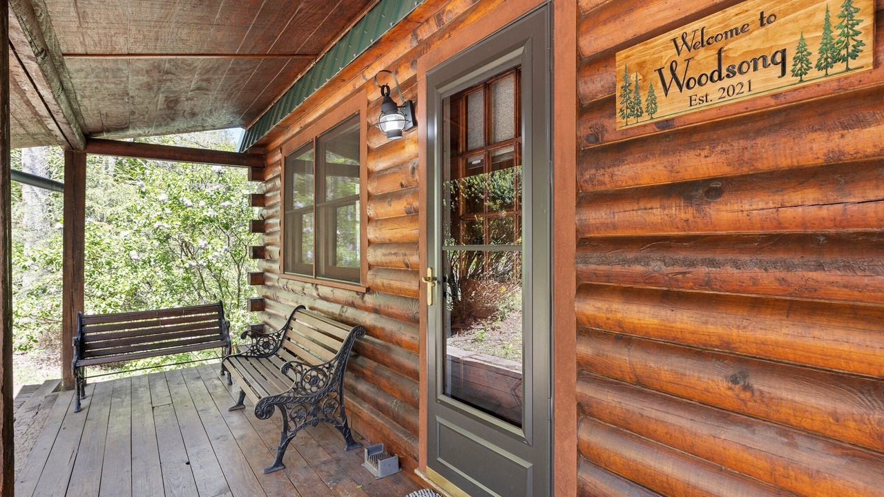 Photo of Patio Balcony in Wolf Laurel