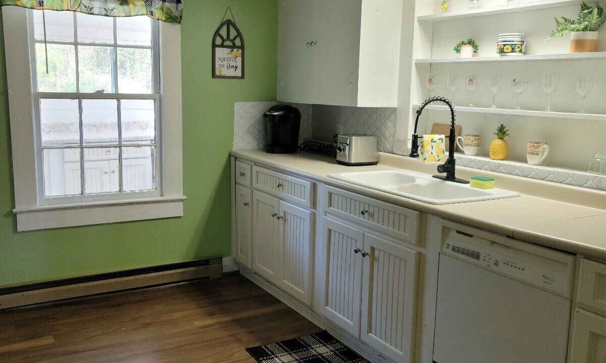 Photo of Bedroom in Walnut Cove