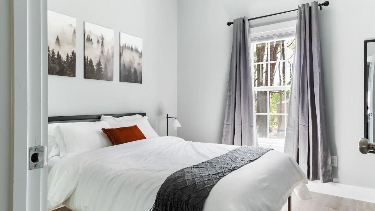 Photo of Bedroom in Southeast Raleigh