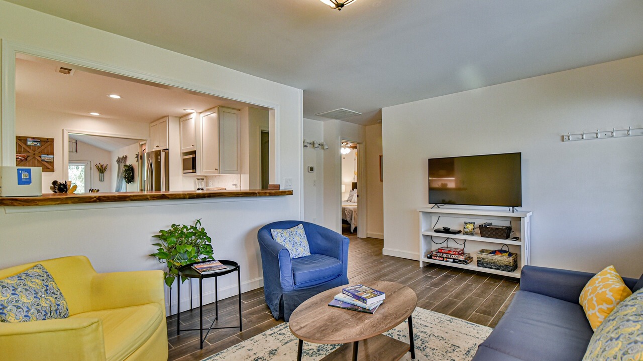 Photo of Livingroom in Oakley