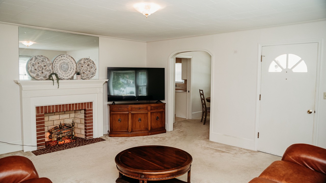 Photo of Livingroom in Benson