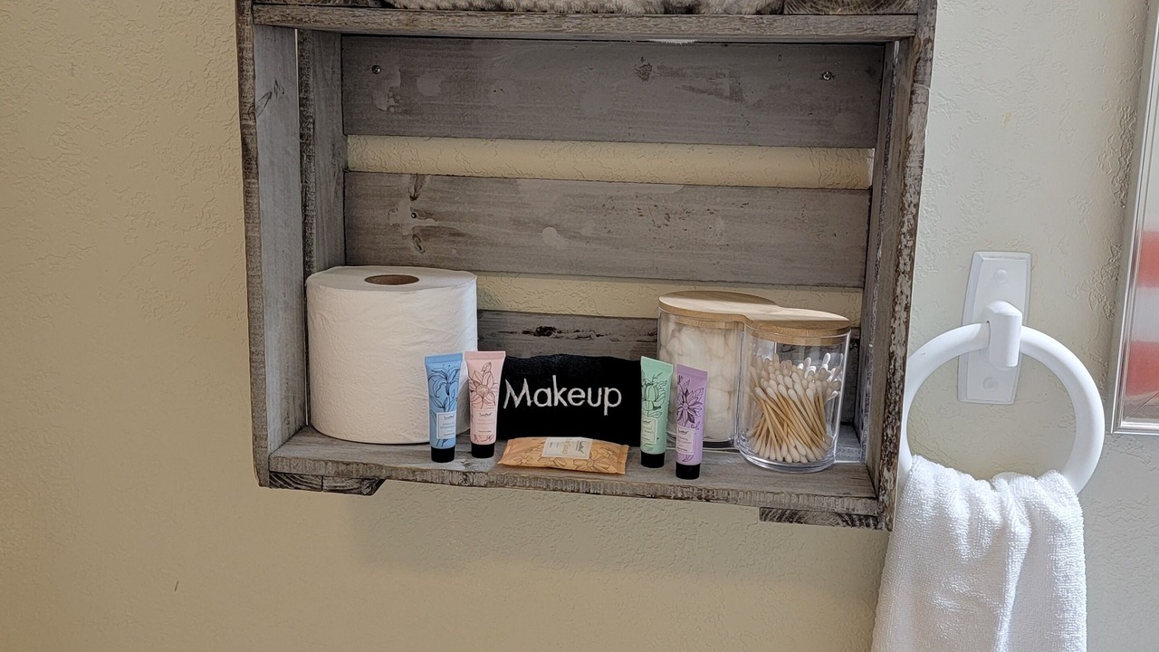 Photo of Bathroom in Colington
