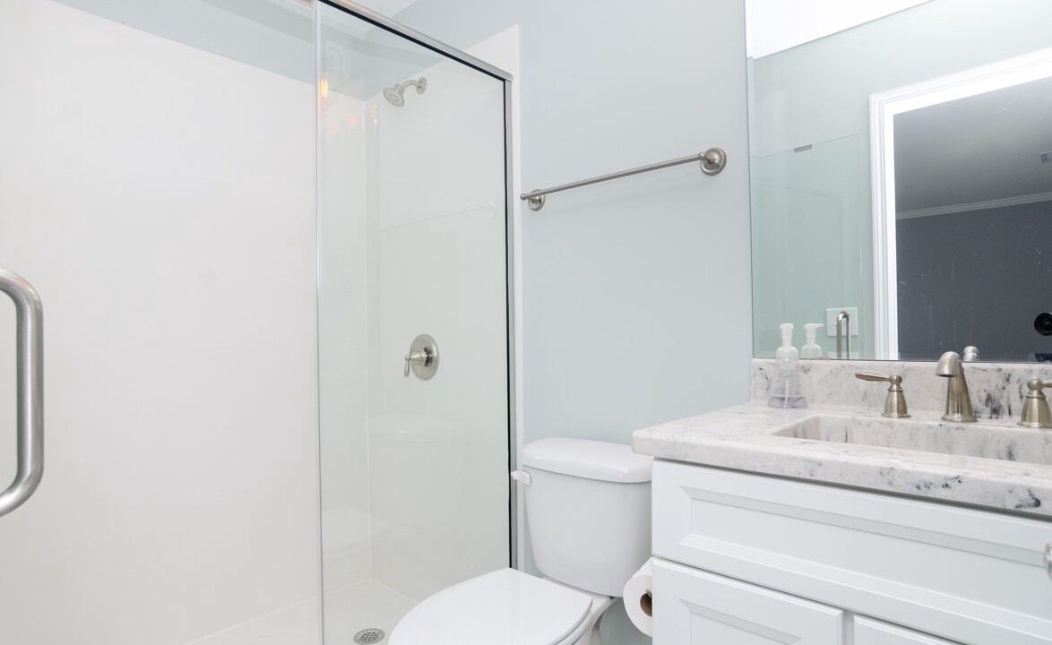 Photo of Bathroom in Shell Island
