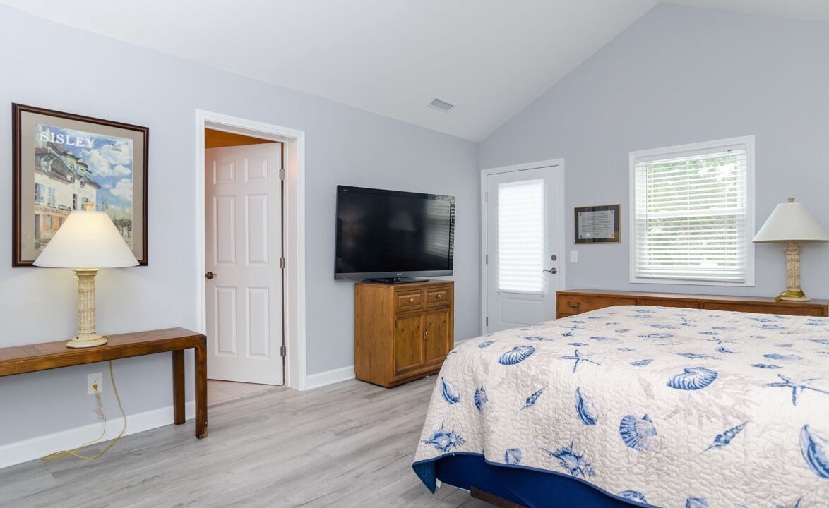 Photo of Bedroom in Shell Island