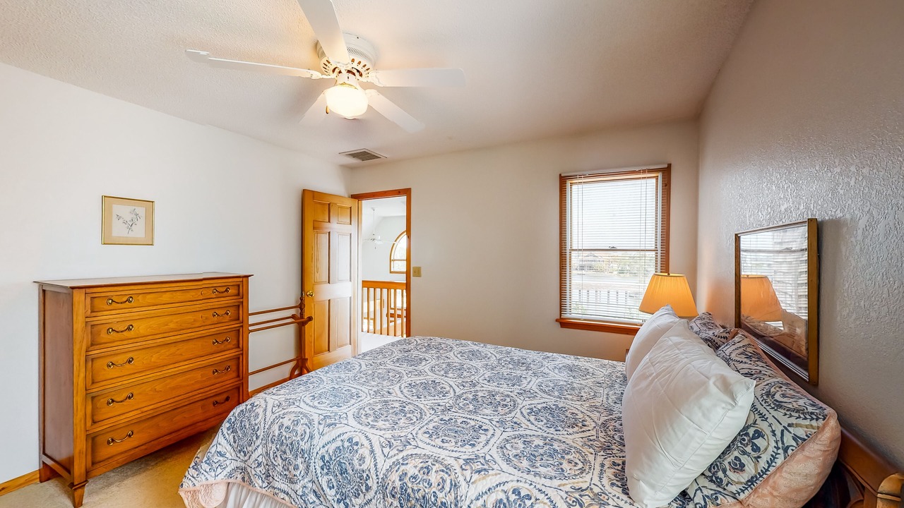 Photo of Bedroom in Brigands' Bay