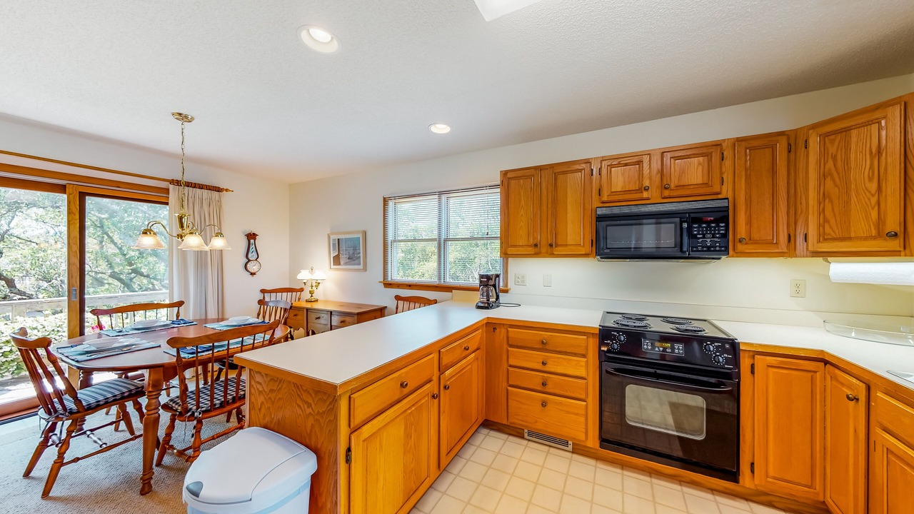 Photo of Kitchen in Brigands' Bay
