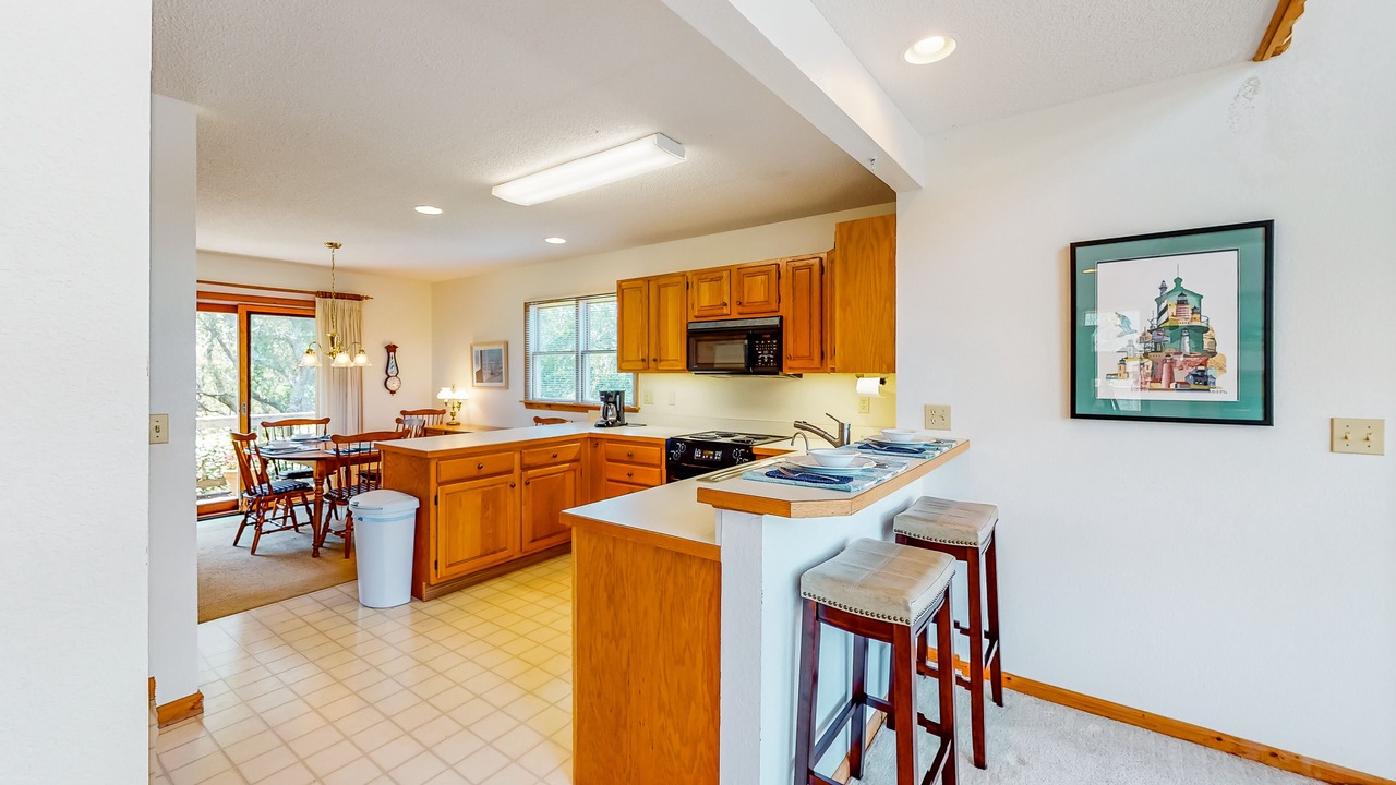 Photo of Kitchen in Brigands' Bay