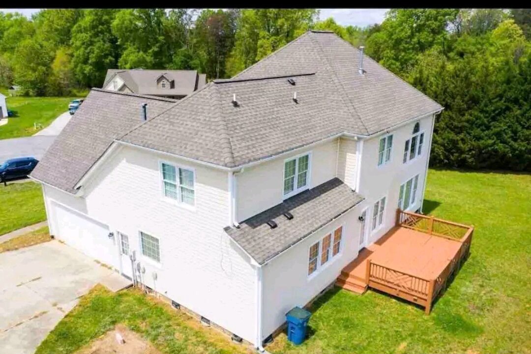 Photo of Outdoor in McLeansville