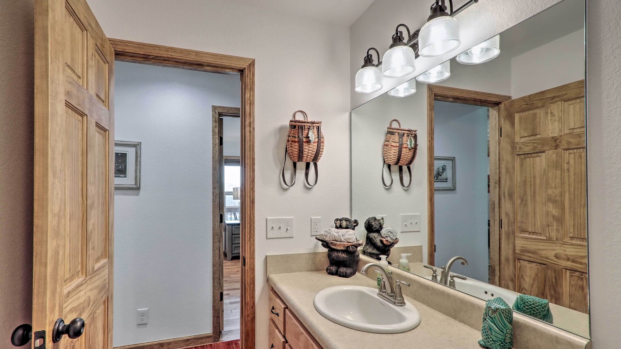 Photo of Bathroom in Marble