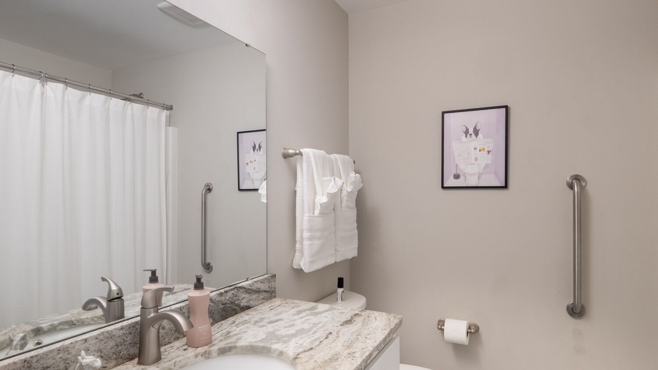 Photo of Bathroom in Silver Lake