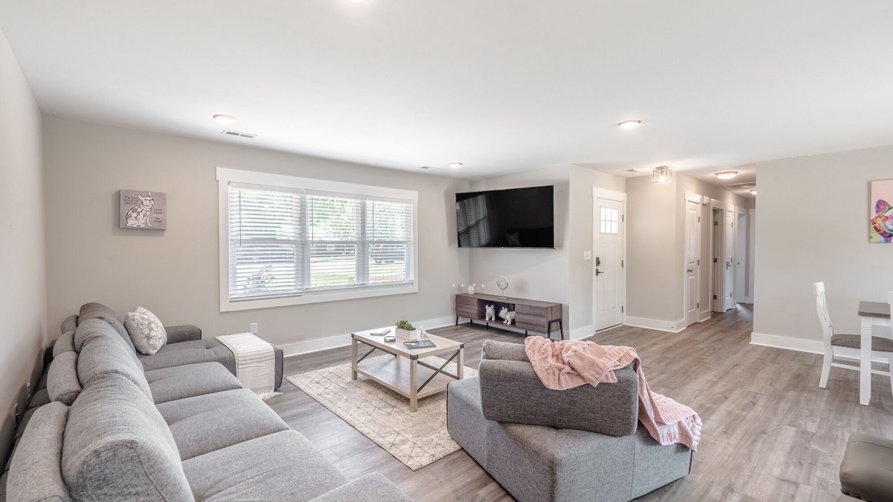 Photo of Livingroom in Silver Lake
