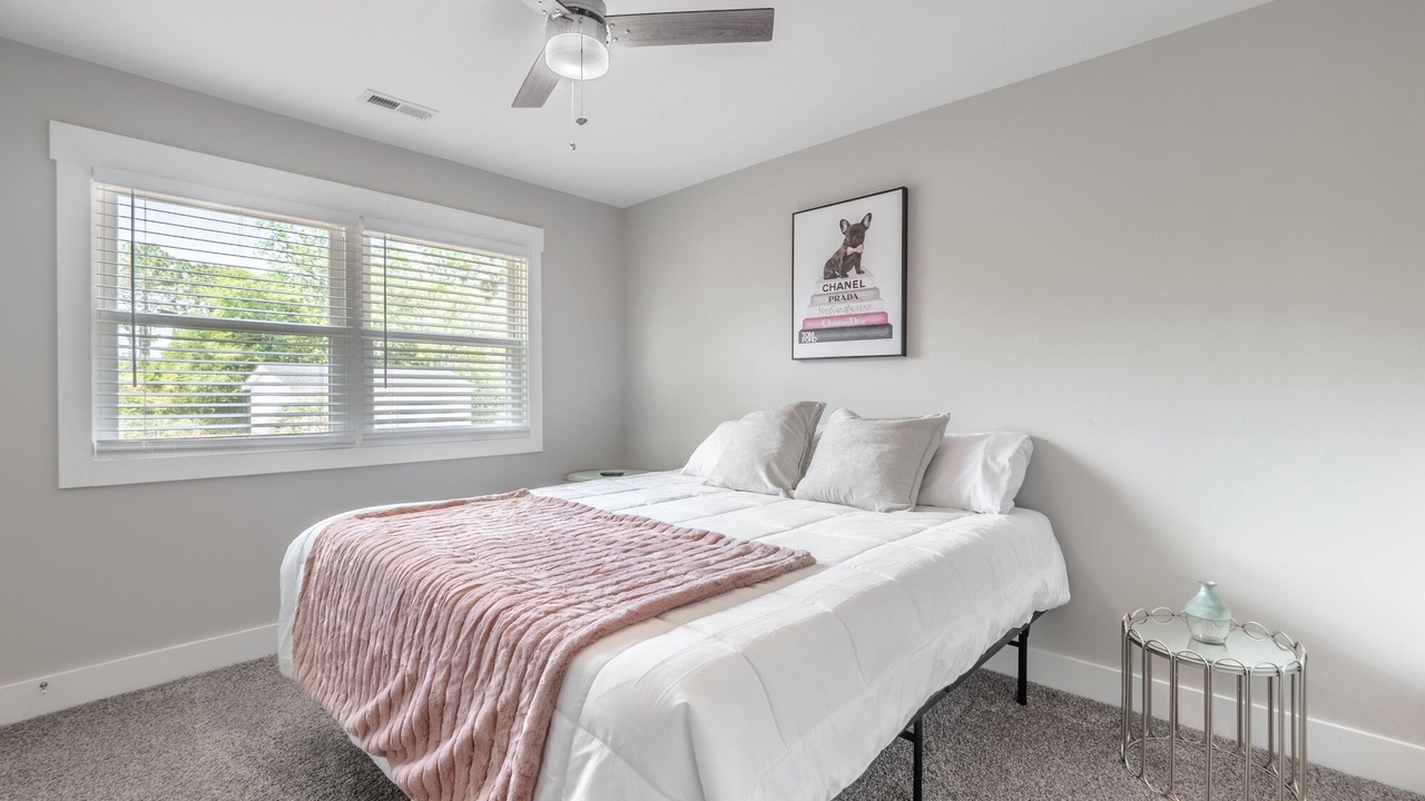 Photo of Bedroom in Silver Lake