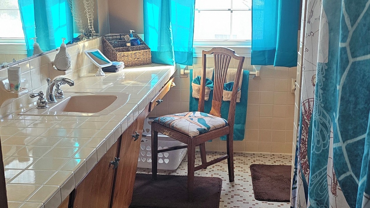 Photo of Bathroom in Morehead City