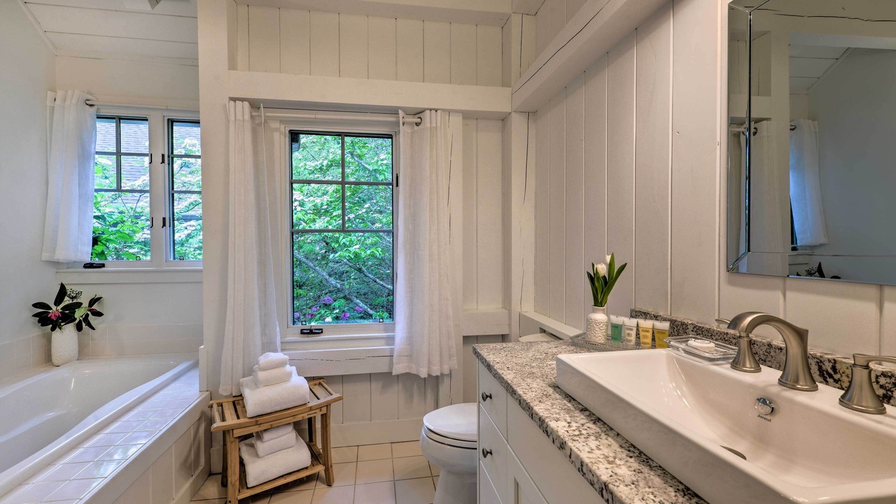 Photo of Bathroom in Cashiers