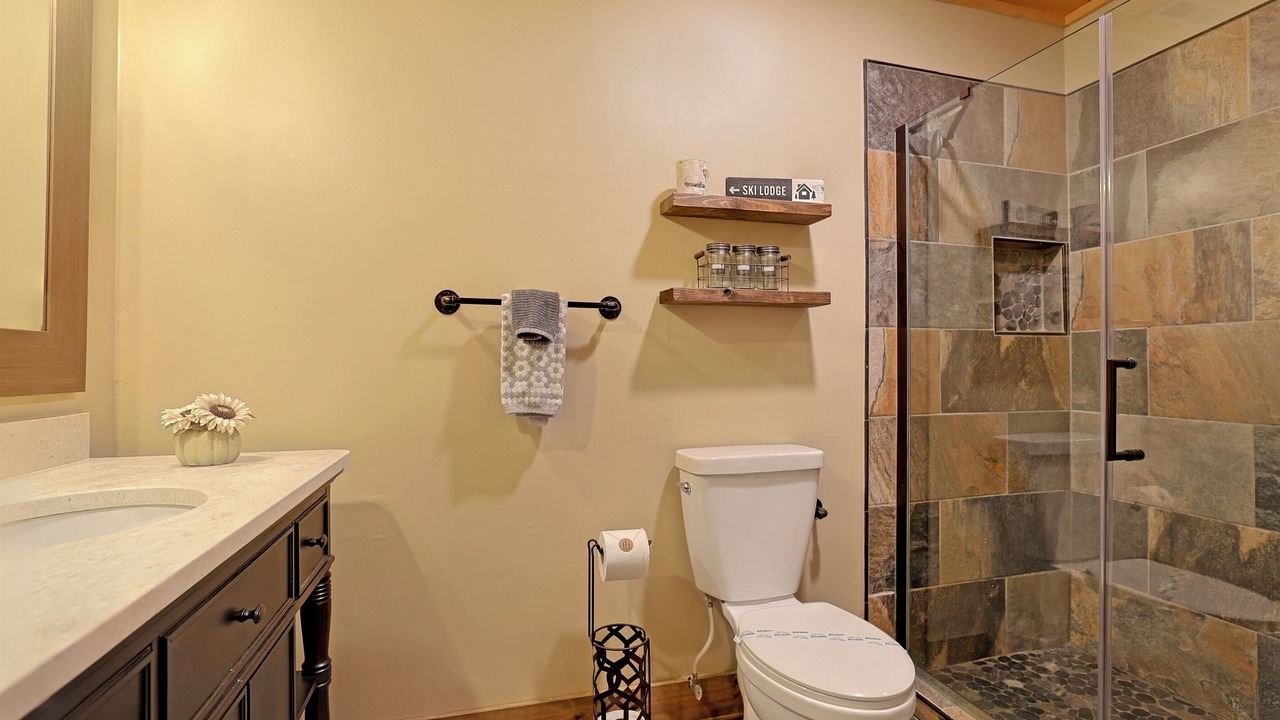 Photo of Bathroom in Sugar Mountain