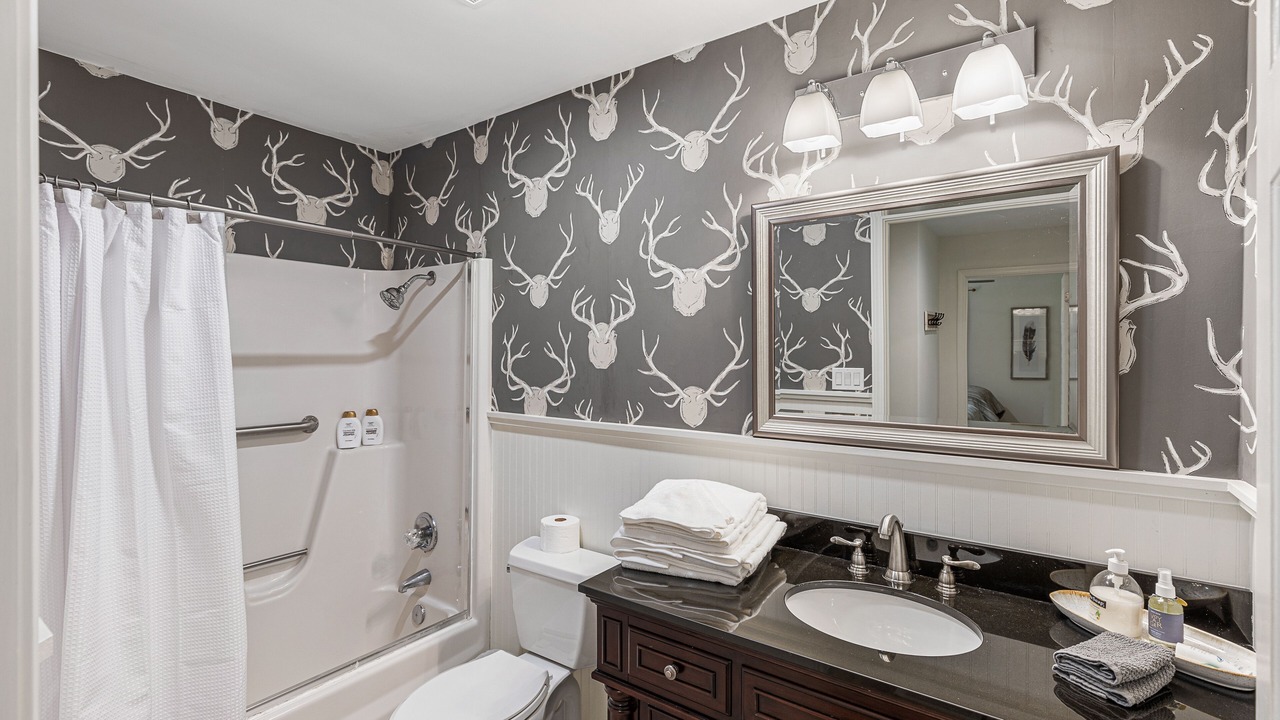 Photo of Bathroom in Highlands Hills