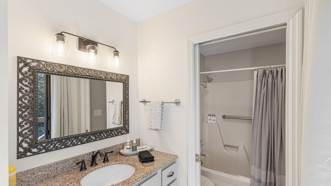 Photo of Bathroom in Highlands Hills