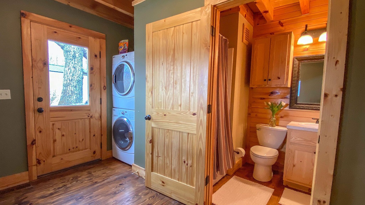Photo of Bathroom in Dowelltown