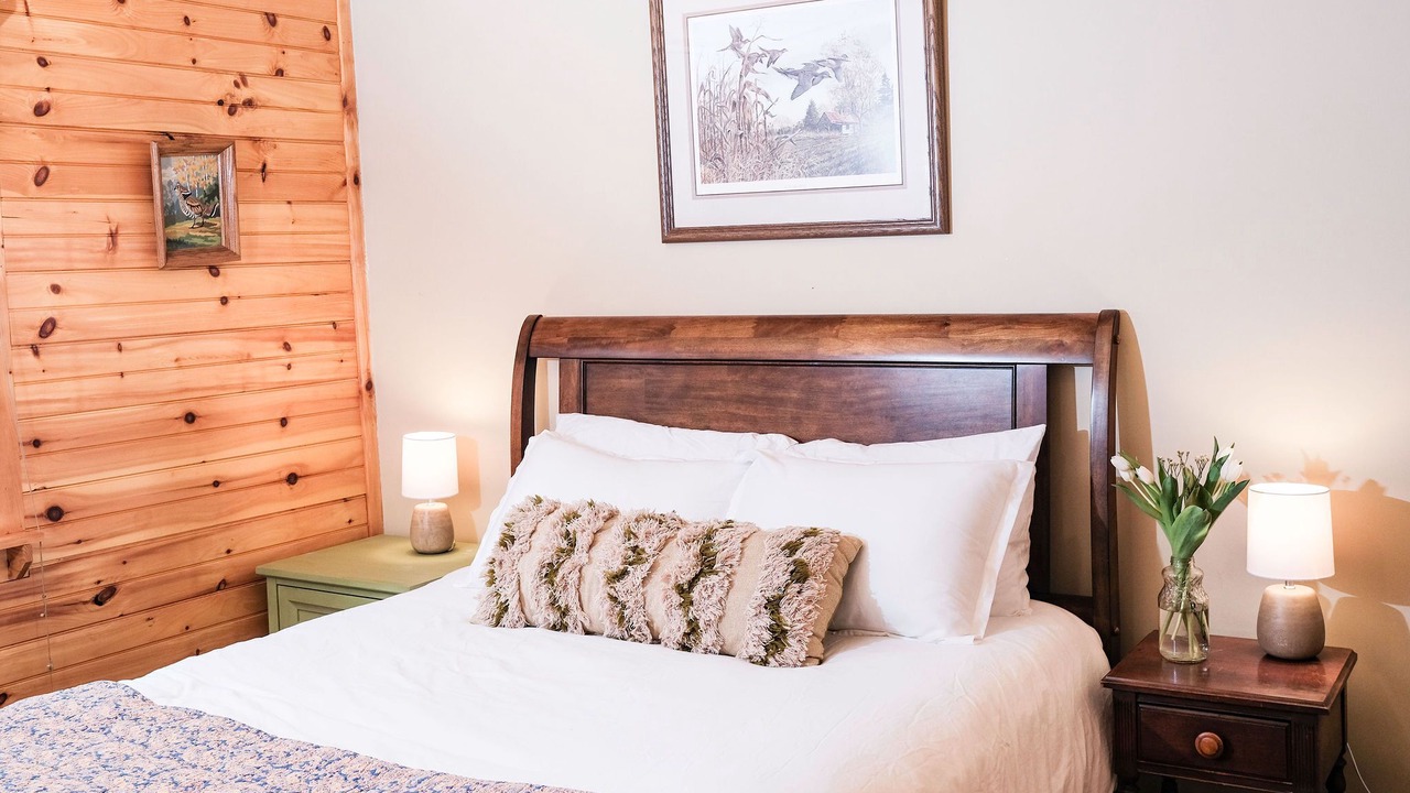 Photo of Bedroom in Dowelltown