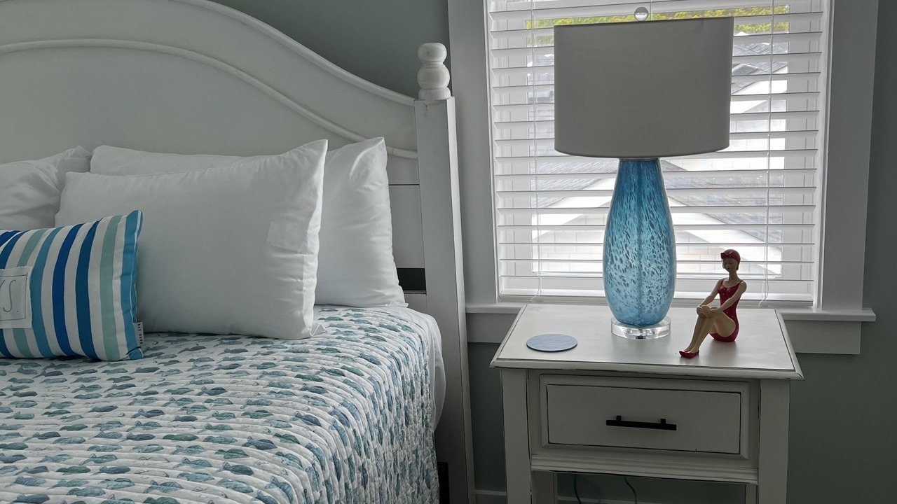 Photo of Bedroom in Whalehead Beach