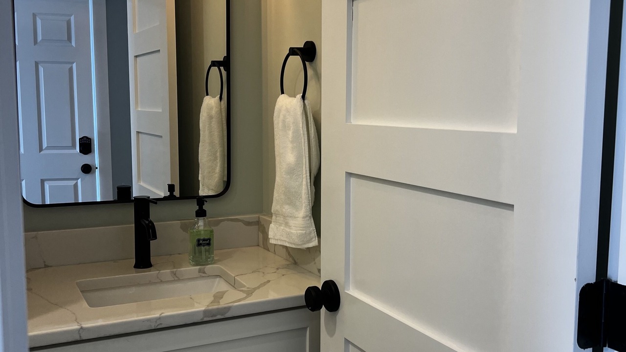 Photo of Bathroom in Whalehead Beach