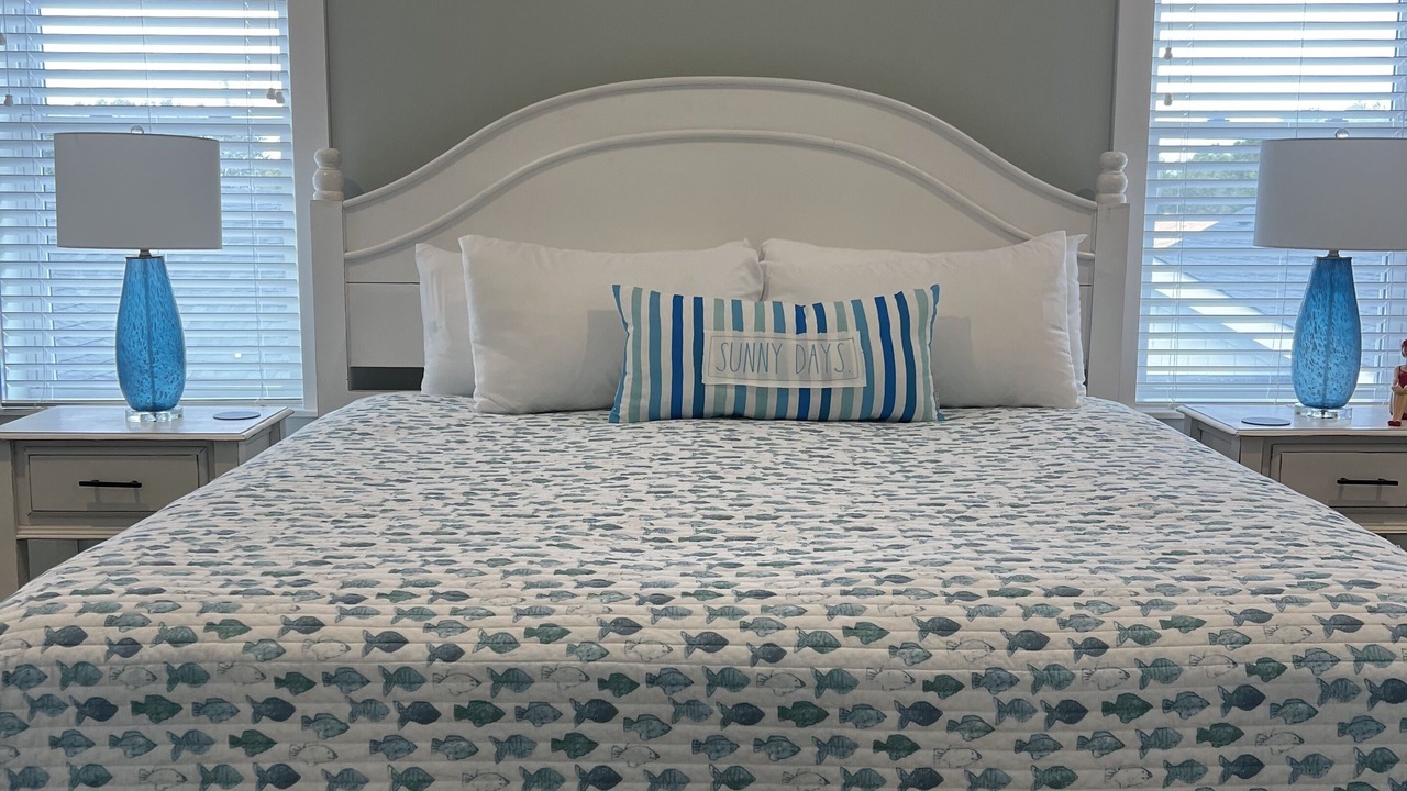 Photo of Bedroom in Whalehead Beach
