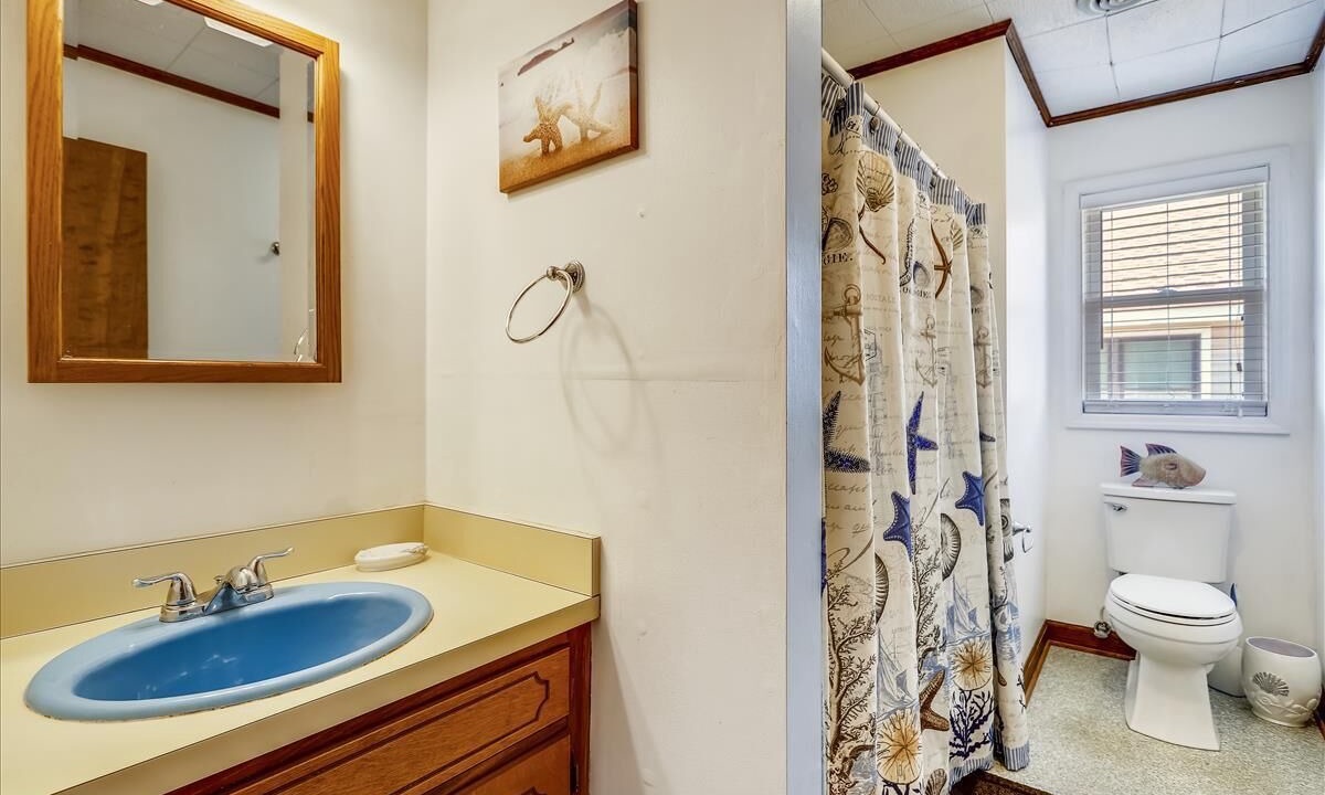 Photo of Bathroom in Nags Head