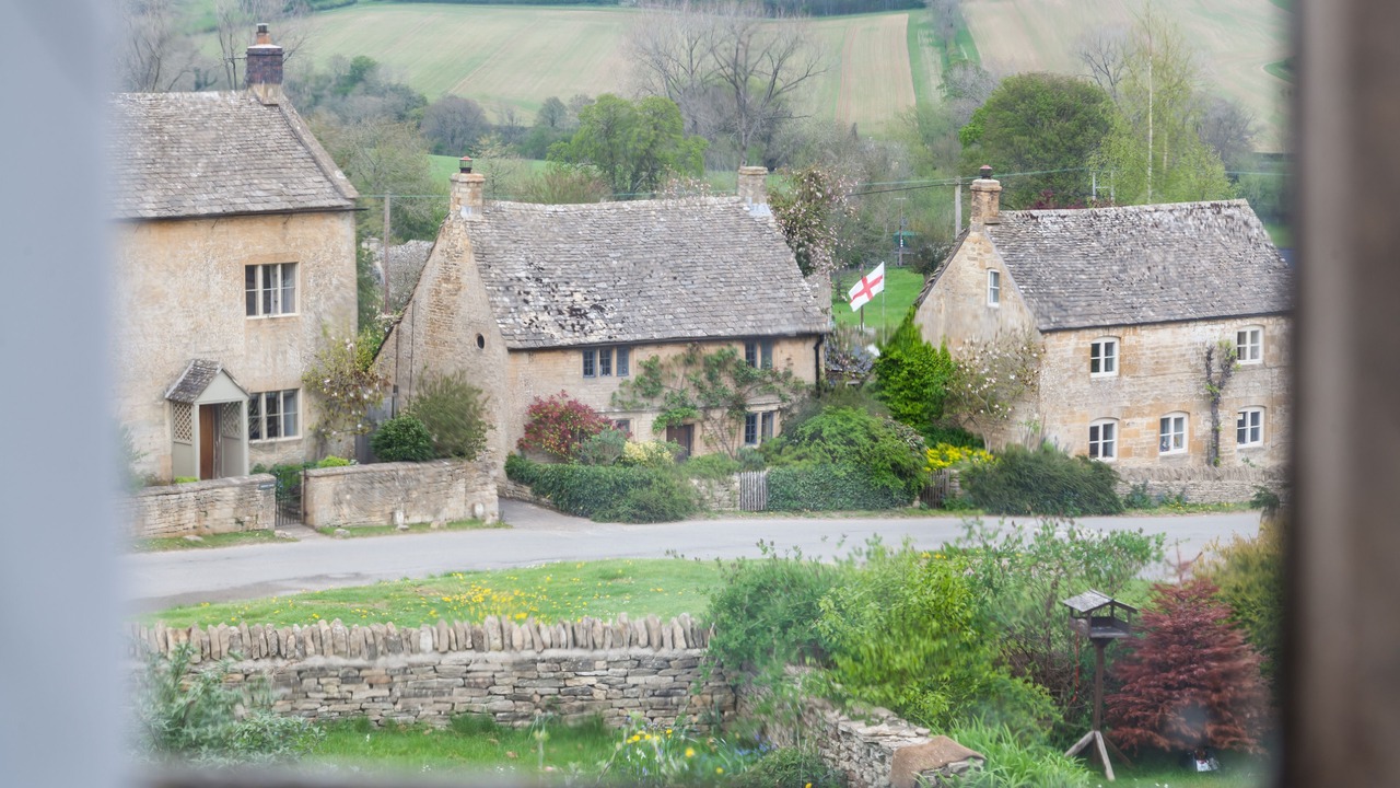Photo of Others in Guiting Power