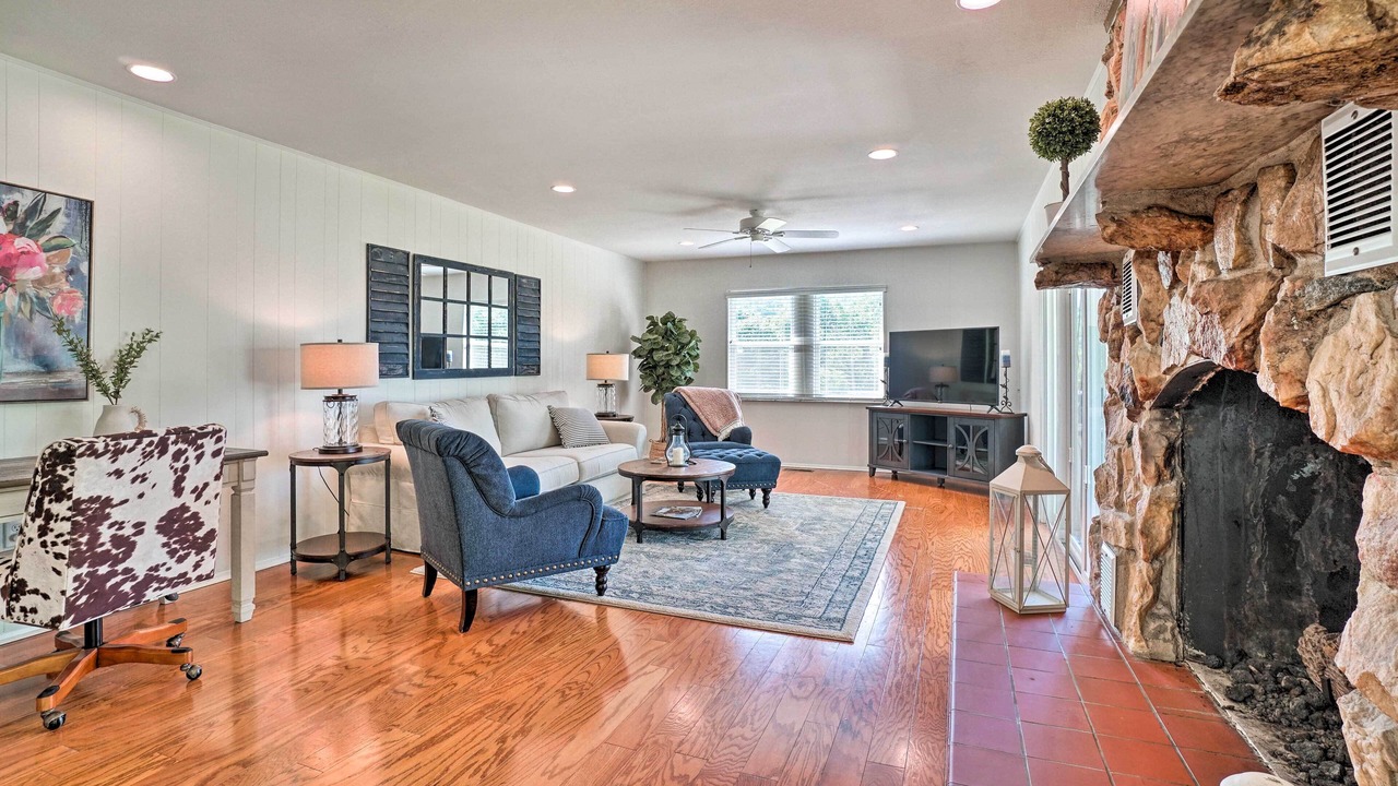 Photo of Livingroom in Hayesville