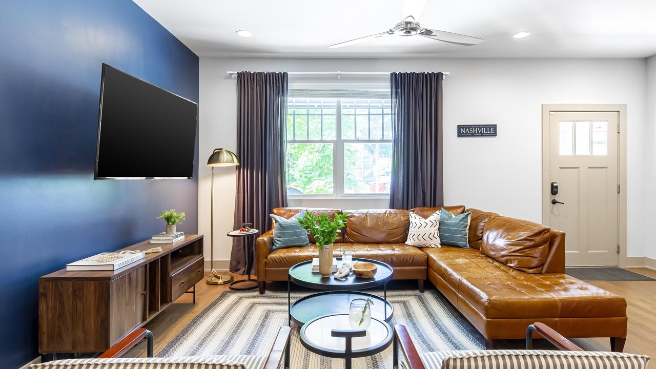 Photo of Bedroom in Historic Waverly