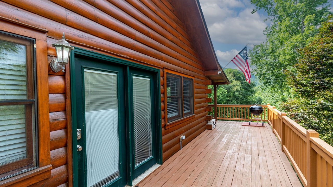 Photo of Patio Balcony in Waynesville