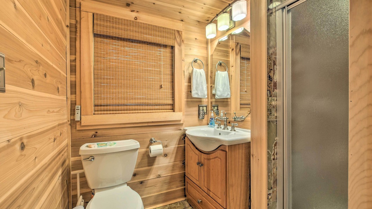 Photo of Bathroom in Lynn