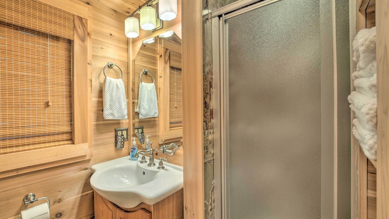 Photo of Bathroom in Lynn